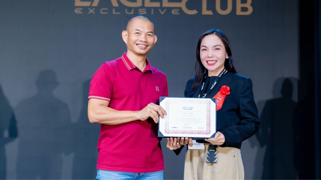 LĂNG TUYỀN VÀ MỘT SỰ THẬT KHÓ CHỊU: THAY ĐỔI KHÔNG BẮT ĐẦU TỪ DŨNG CẢM, MÀ TỪ TỈNH TÁO