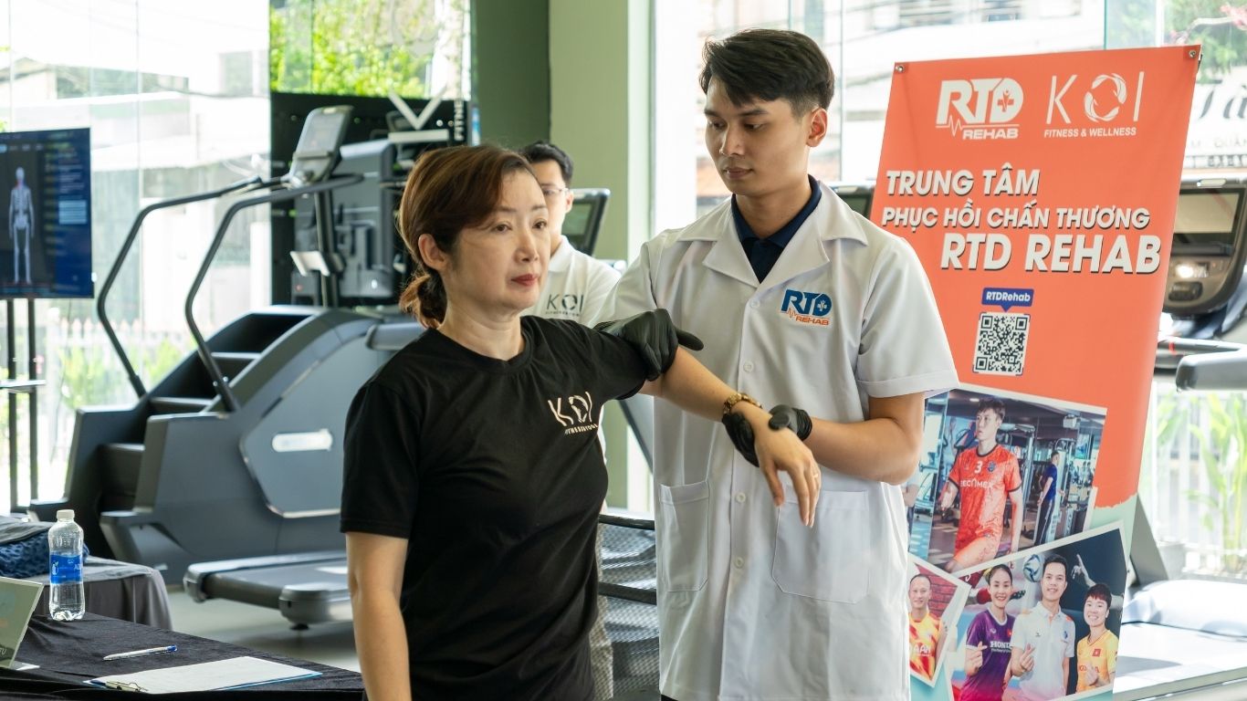 BÁC SĨ TÚ - TỪ PHÒNG TRỌ HÀ NỘI ĐẾN VIỆC CẦM VÔ LĂNG CUỘC ĐỜI MÌNH