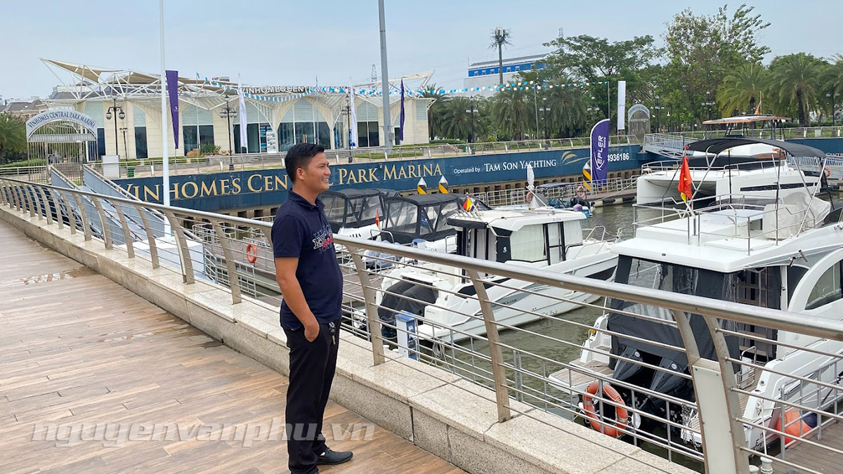 Hình ảnh NGUYỄN VĂN PHÚ Hình ảnh NGUYỄN VĂN PHÚ