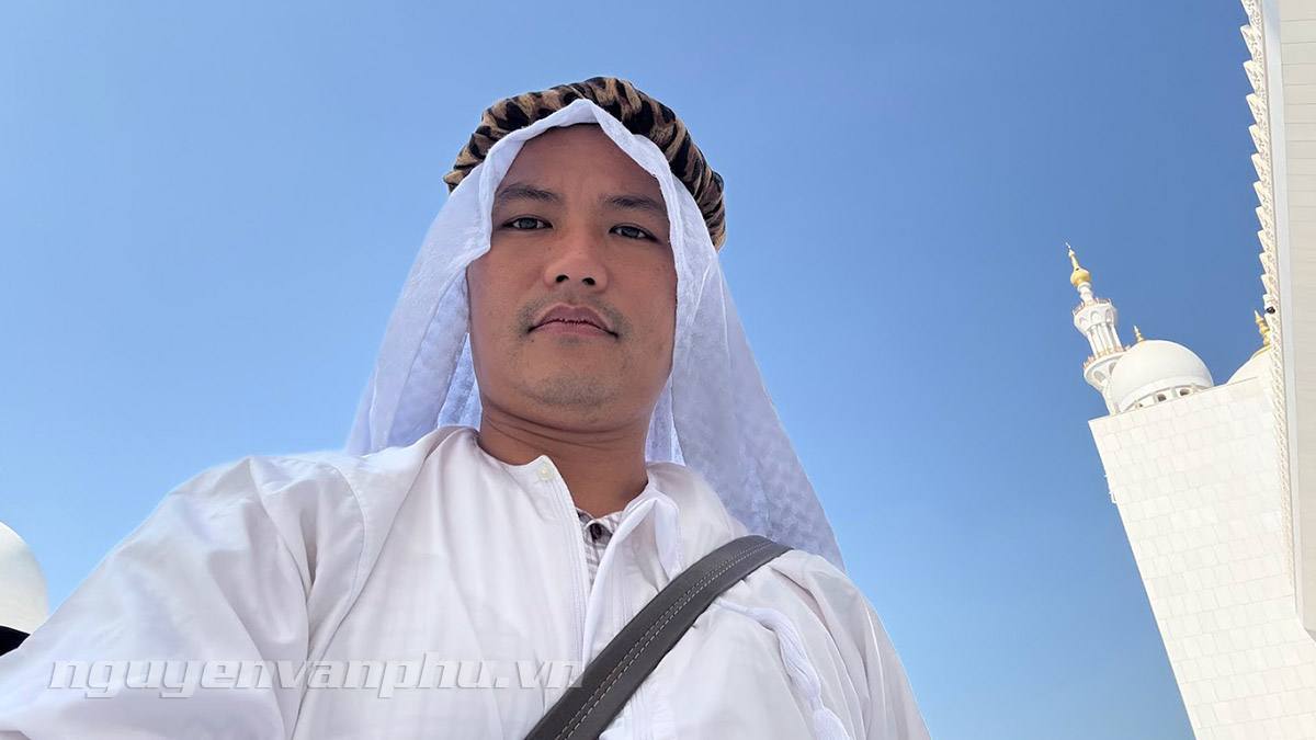 Hình ảnh NGUYỄN VĂN PHÚ Hình ảnh NGUYỄN VĂN PHÚ