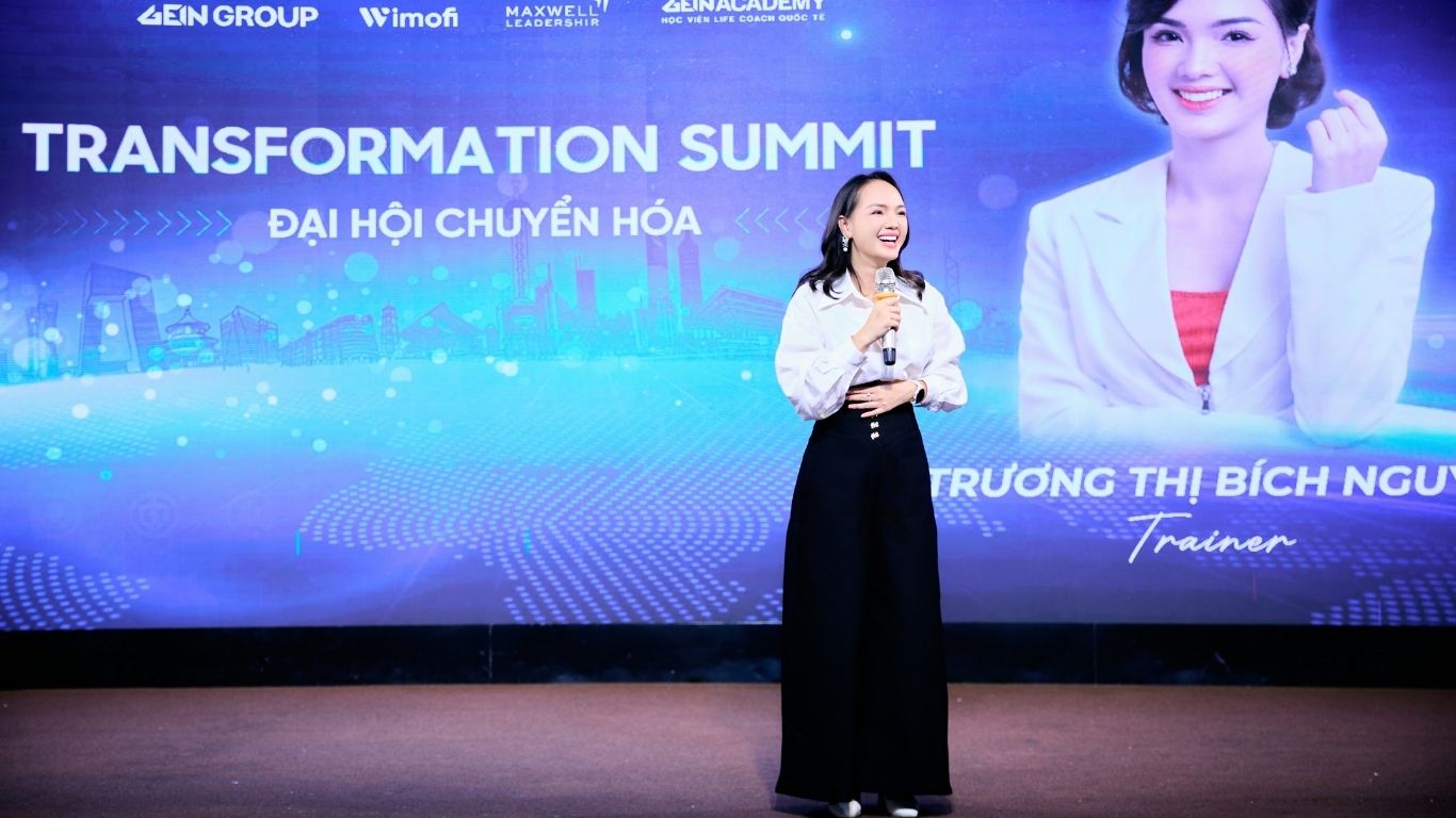 NGUYỆT TRƯƠNG LÀ AI? NGƯỜI DẪN DẮT HÀNH TRÌNH QUAY VỀ SỐNG LÀ CHÍNH MÌNH, CHỮA LÀNH TỪ GỐC VÀ KIẾN TẠO HẠNH PHÚC BỀN VỮNG