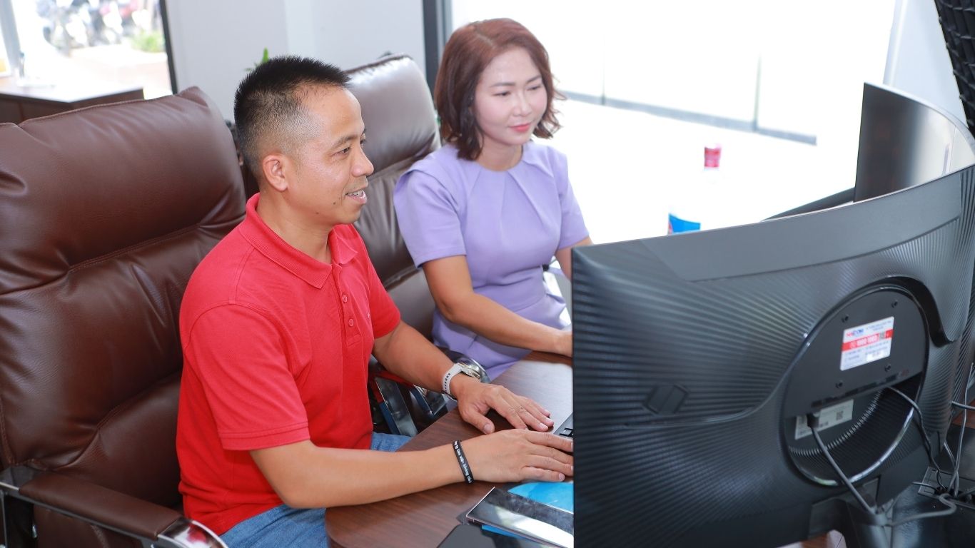 TRẦN QUỐC HOÀN TRẦN QUỐC HOÀN