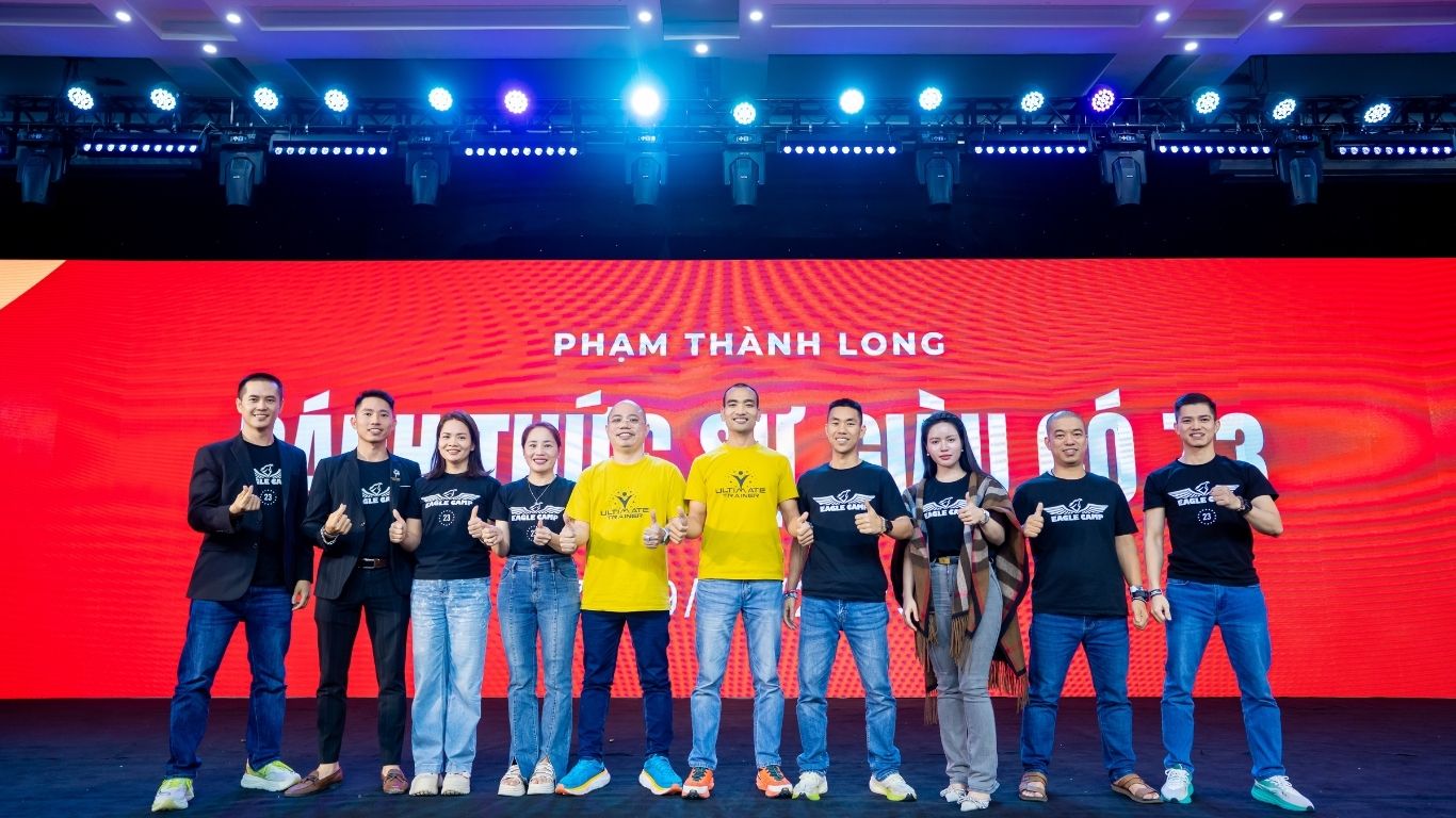 NGUYỄN QUANG HƯNG VÀ SỰ THẬT KHÓ CHỊU VỀ THAY ĐỔI: KHÔNG AI TỈNH TÁO MÀ THAY ĐỔI CHO VUI